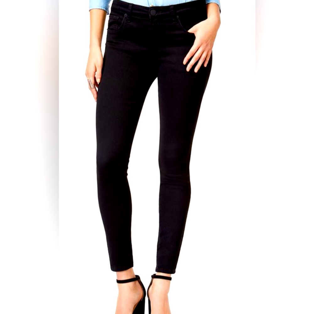 STS Blue Emma Ankle Jeans stretch black new with tags.